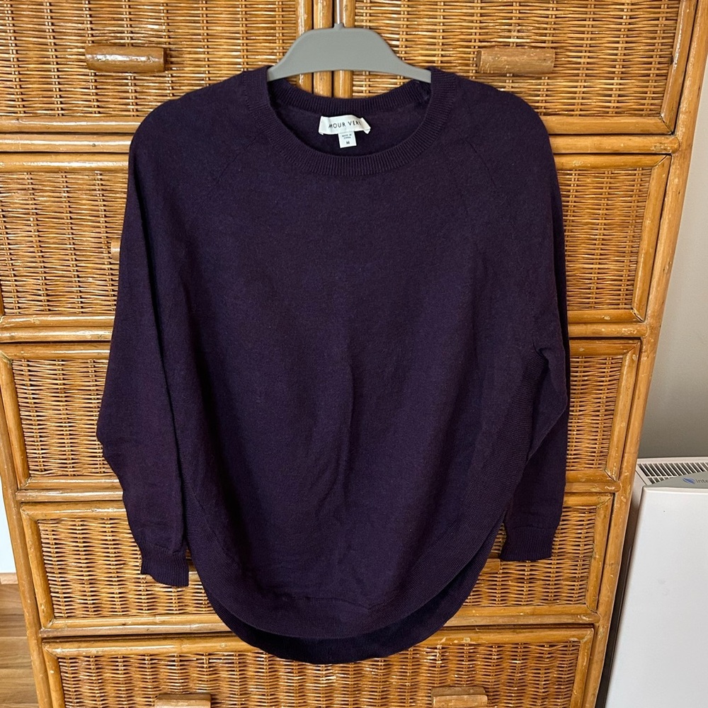 Amour Vert 100% wool tunic split hem sweater